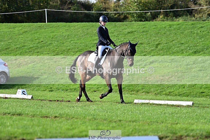 241025-113539-07170 - 548-Fenella.Redvers-DANCING.PADDE