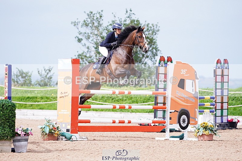 240803A-103024-07221 - Cls 29 Snr Foxhunter