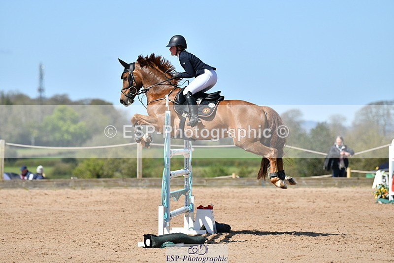 240420A-121128-10891 - Cls 3, 2 Star Small Tour 1.30m