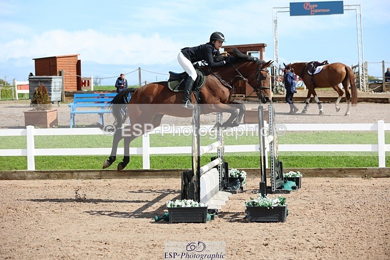250913-141940-07329 - Cls 25 1.05m Amateur Quali