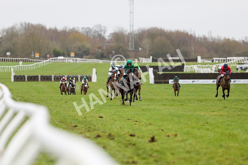 110124-Race 1-Brucio-4729 - Race 1