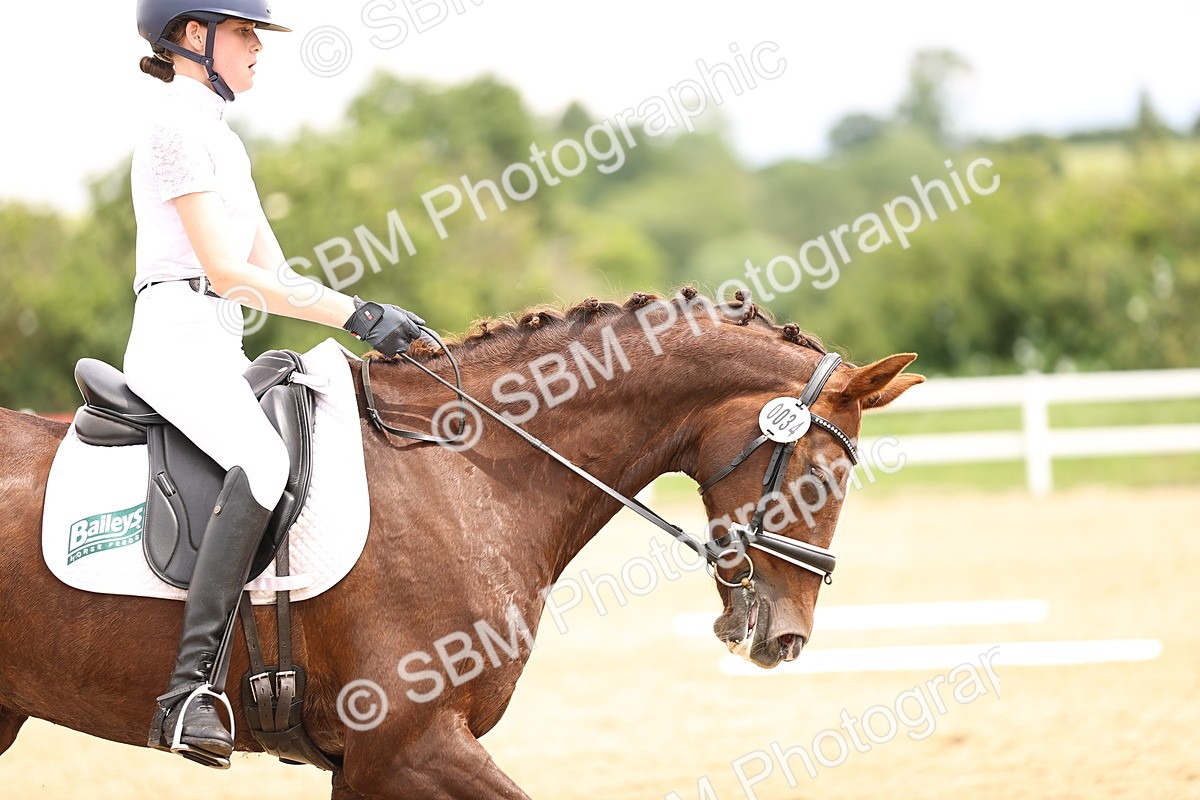 SBM_000901 - Class 4 - Novice 5