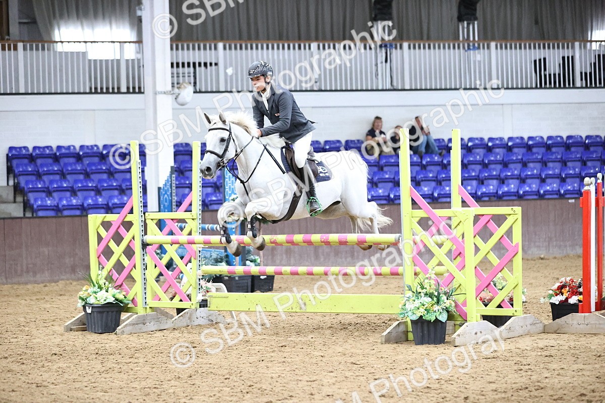 SBM_002946 - Class 13 - Blue Chip Pony Newcomers 1.00m Open