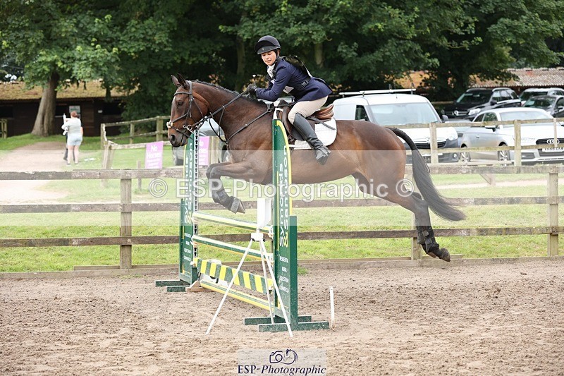 240803-102338-00533 - 109-Harriet_Parkes-JUST_HENNY