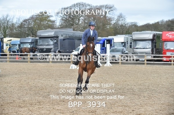 BPP_3934 - CLASS 4 Senior Newcomers/ 1.10m Open