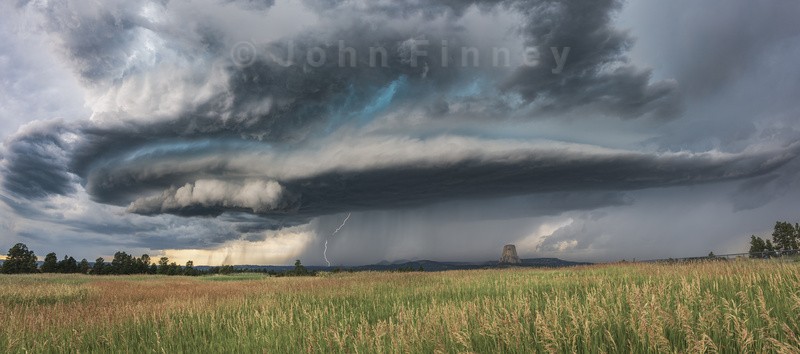 Devils Tower Supercell - Weather photography