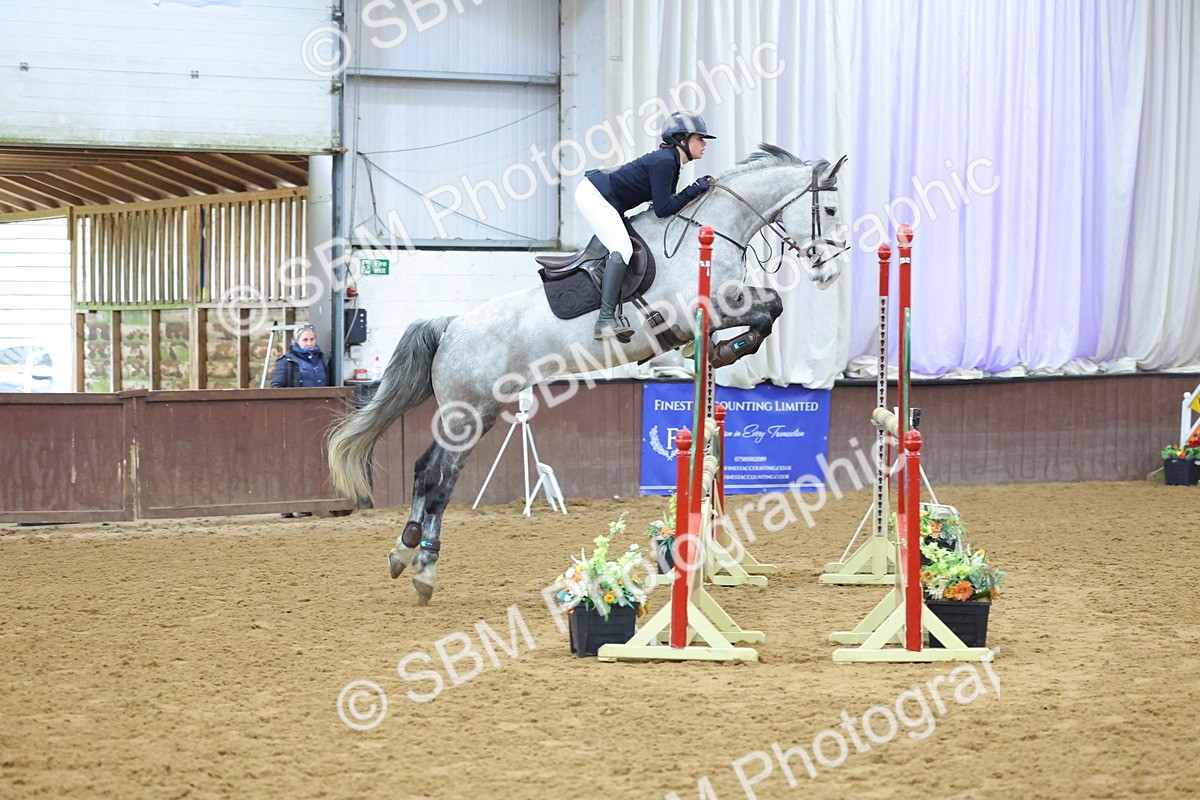 SBM_010568 - Class 23 - Senior Newcomers/ 1.10m Open - First Round (1.10m)