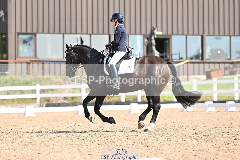 250816-103817-03431 - 074-Jessica.AllenHendrewen.Desert.Lady