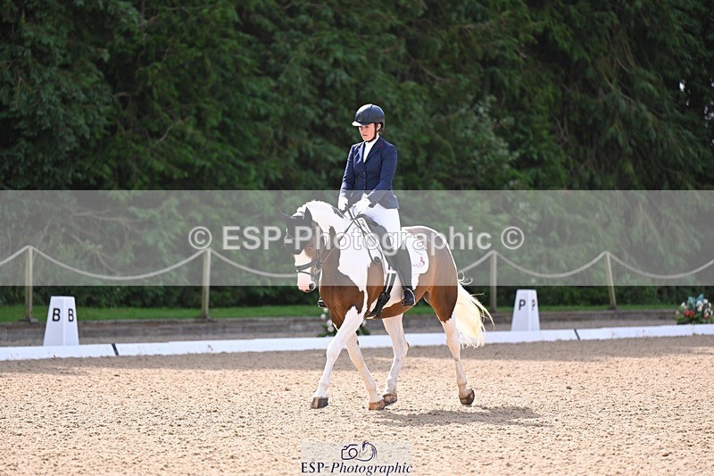 240809-103639-00334 - 160-Sian.Lowe-Pinecroft.Indigo