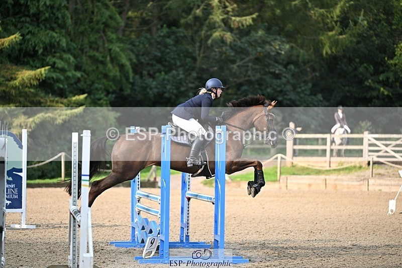 240818-090647-03318 - Cls 8A Snr British Novice