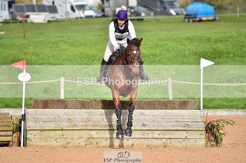 231105A-123916-00840 - 90cm