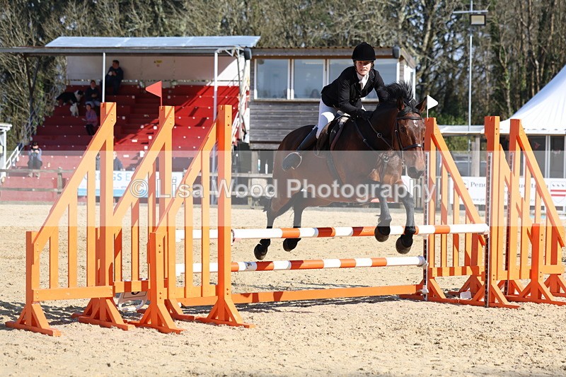 3E7A6122 - Class 3: Senior 80cm