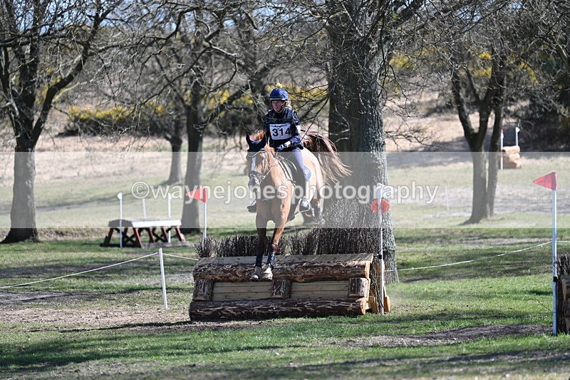WJ7_0963 - XC Time 13:22 to 13:28