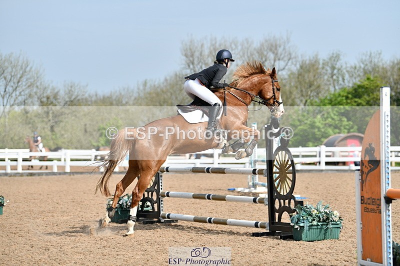 240511A-100942-11450 - Cls 28 95cm National Am Quali