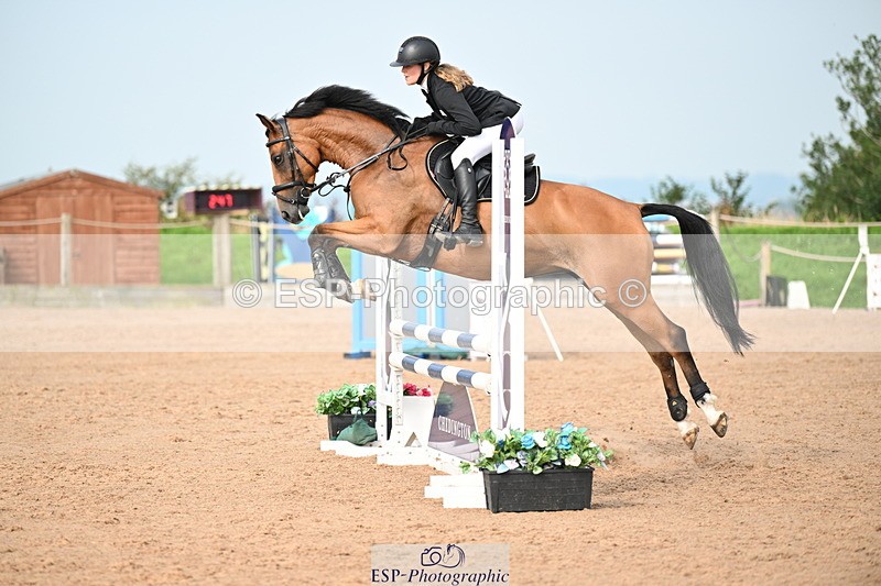 240801A-092149-00995 - Cls 1 British Novice and 90cm Open