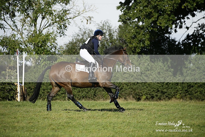  WWHT 031021 476 - WWEC Novice Restricted (0.80m) 18/10/20