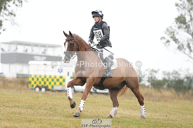 250830-145024-04218 - F-268-Harriet.Tilling