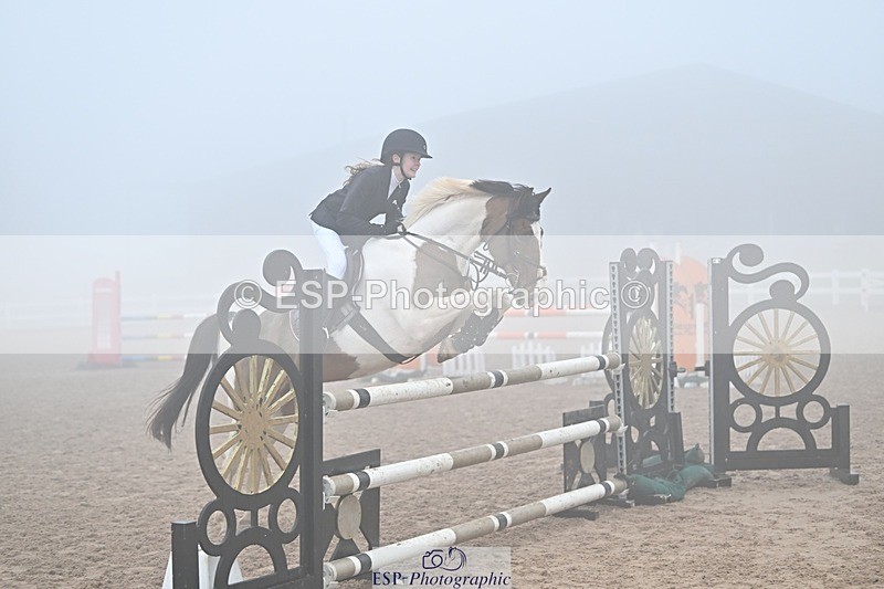 250208-122111-00533 - Cls 9 Pony Newcomers and 1m