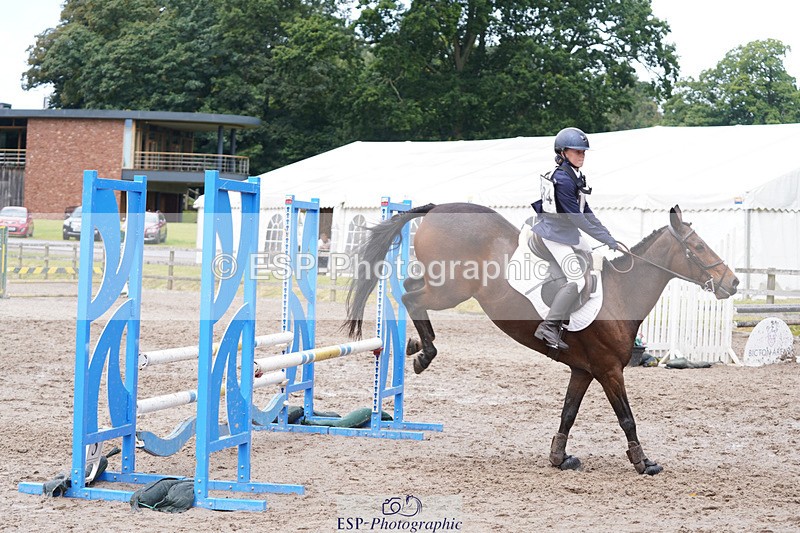 240824X-122904-24087 - 80cm Round 1 12.00 to 13.00