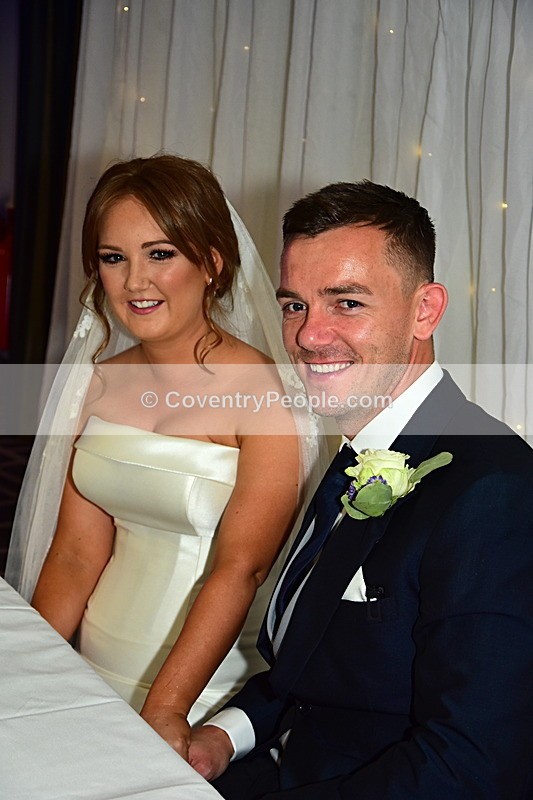 CON-599 - Toni & Liam