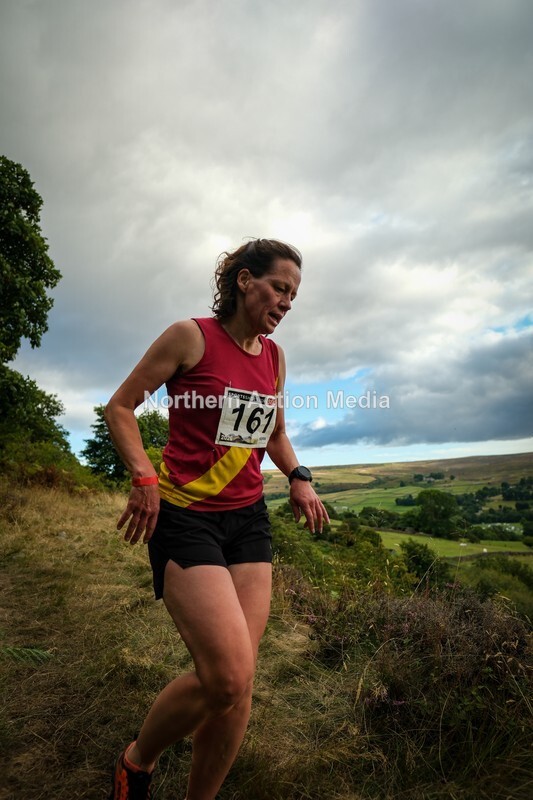 DSCF5480 - Reeth Fell race seniors