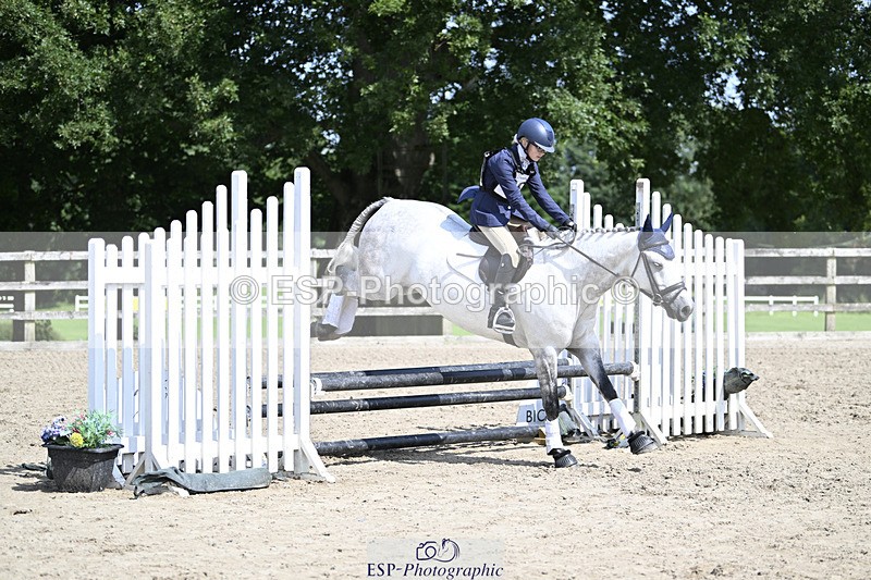 240823X-120518-16359 - 60cm R2 11.00 to 12.30