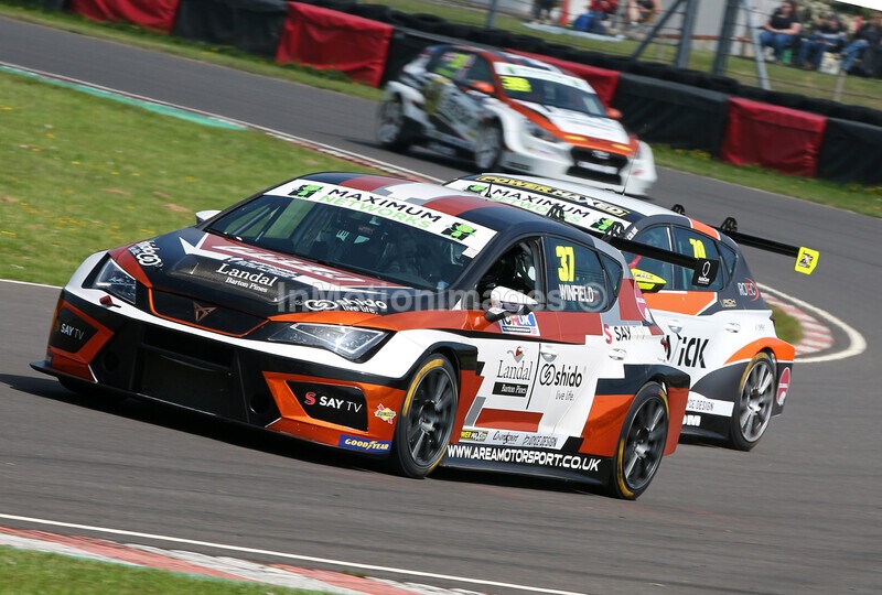  - TCT & TCR UK / VW Racing