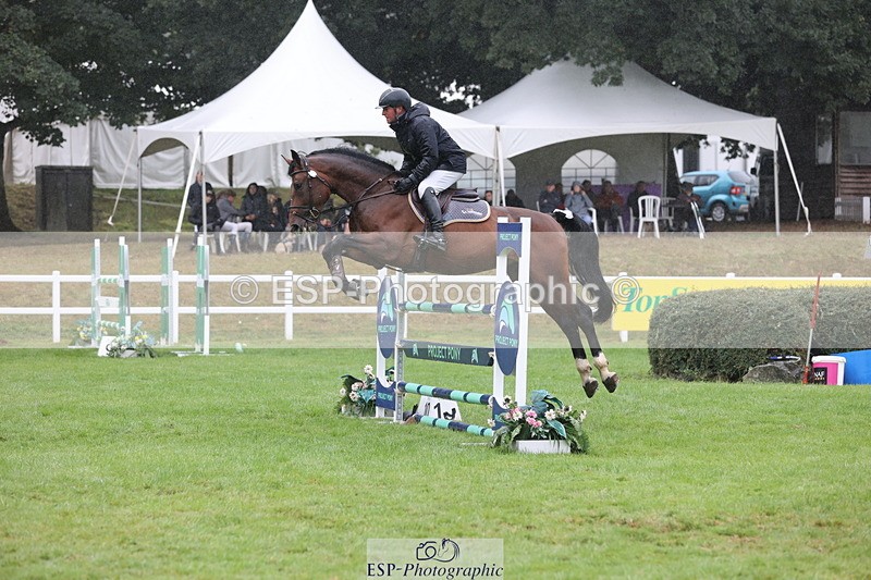 250830A-132650-06676 - Cls 16 Snr Newcomers and 1.10m Open