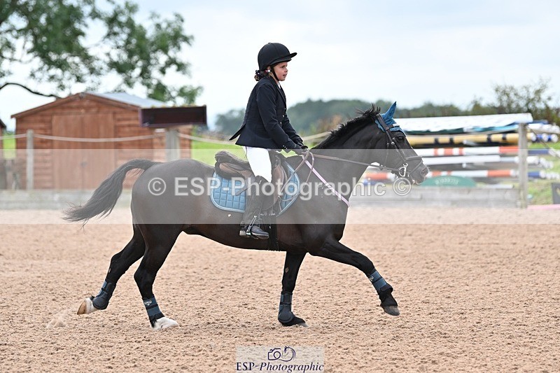 240813-161704-00204 - Clear round & 60cm