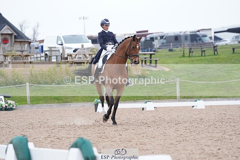 250403-164256-03397 - 005-Sara-Jane.Lanning-Choice