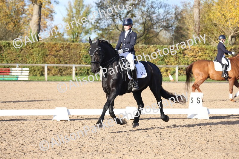 20251102-1327 - Class 9 - Advanced Medium 3