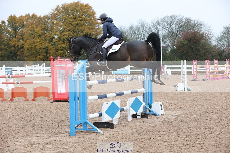 231112A-131613-04367 - Cls 20 Newcomers & 1.10m Open