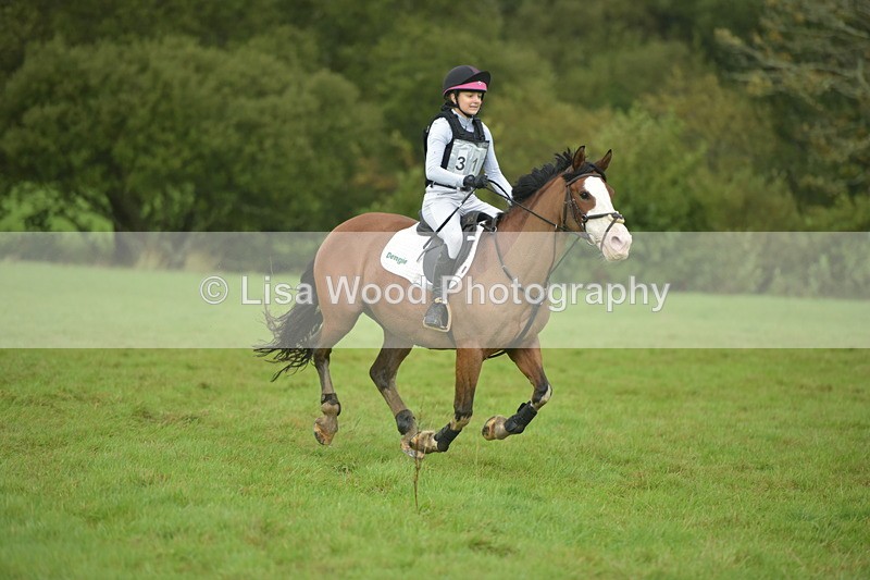 RAY_9944 - Class 3: 70cm Pairs: Corner