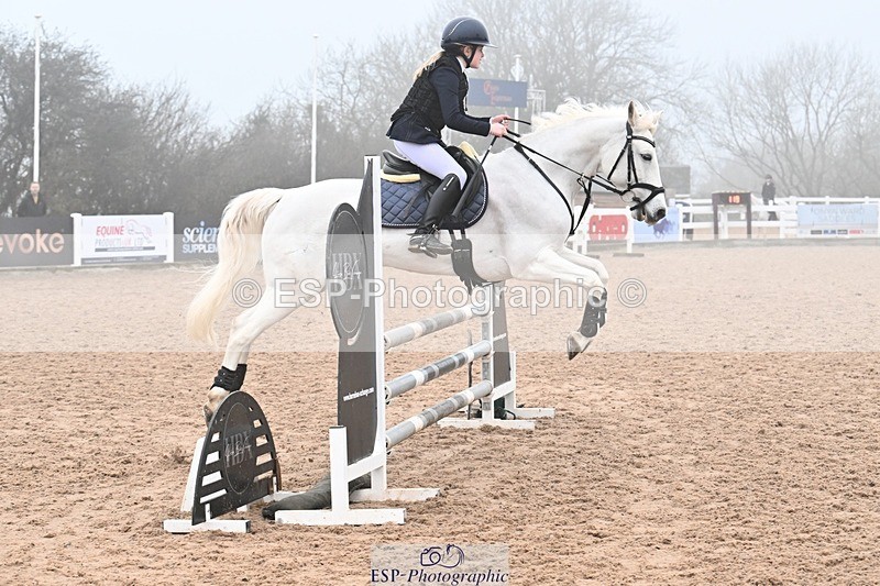 260308-142046-03188 - Cls 15 British Novice and 80cm