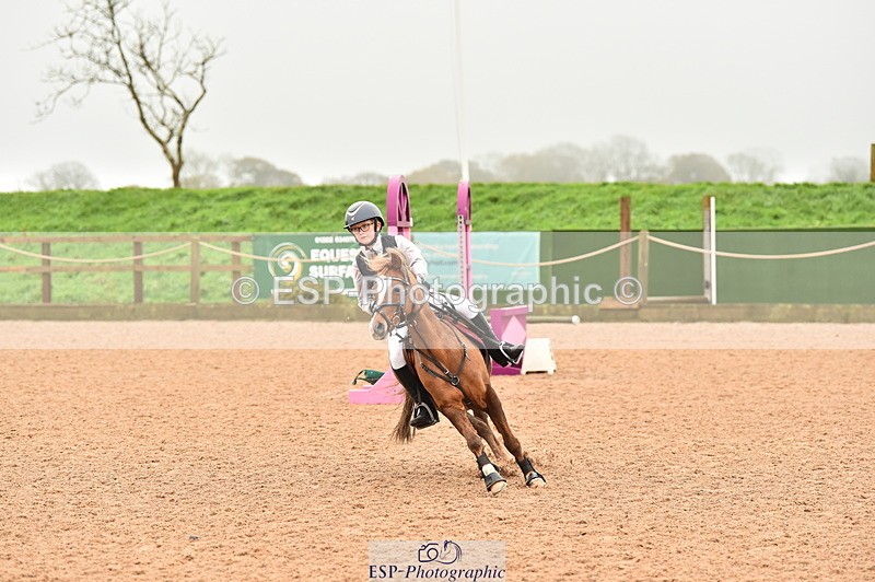 231118A-092030-00793 - Cls 16+17 Club and Schools 60cm