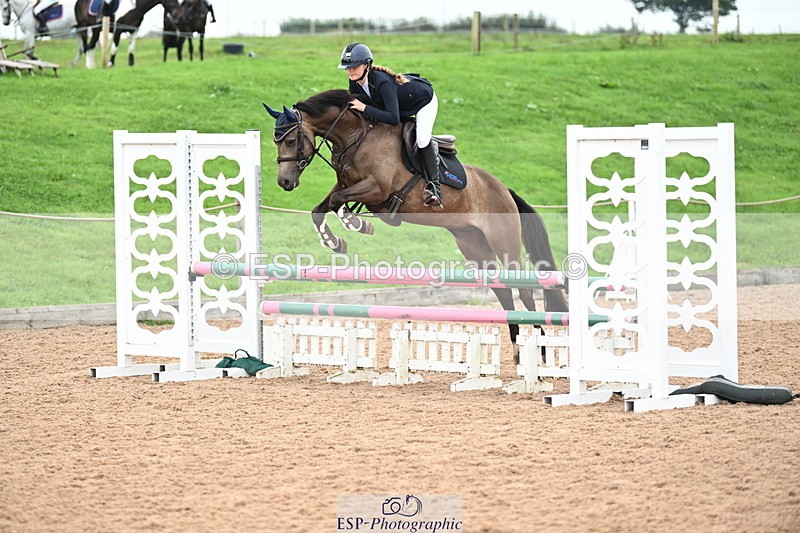 240907A-125957-01812 - Cls 3 Pony Medium Team 80cm & 90cm