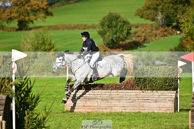 251025A-131753-20252 - F-464-Sophie.Aldrich