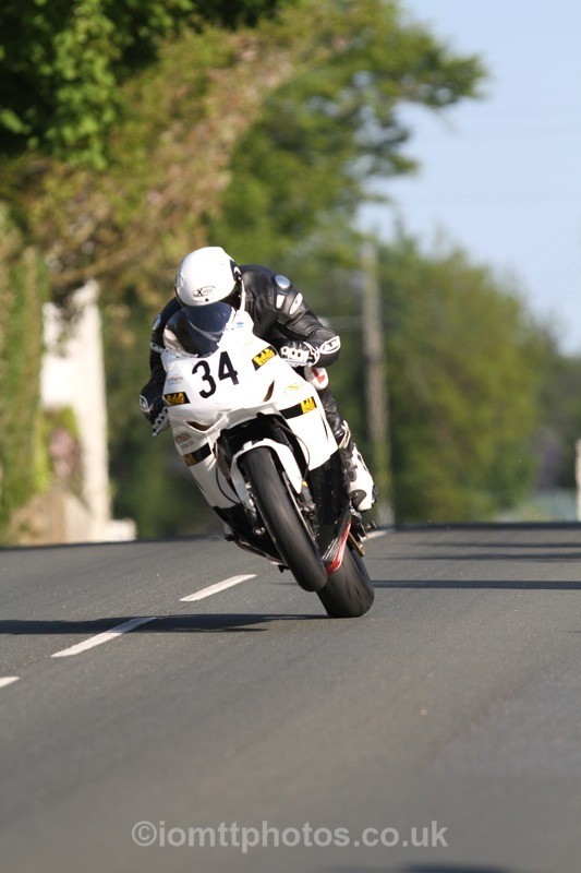 IMG_4374 - Thursday Practice  TT 2013