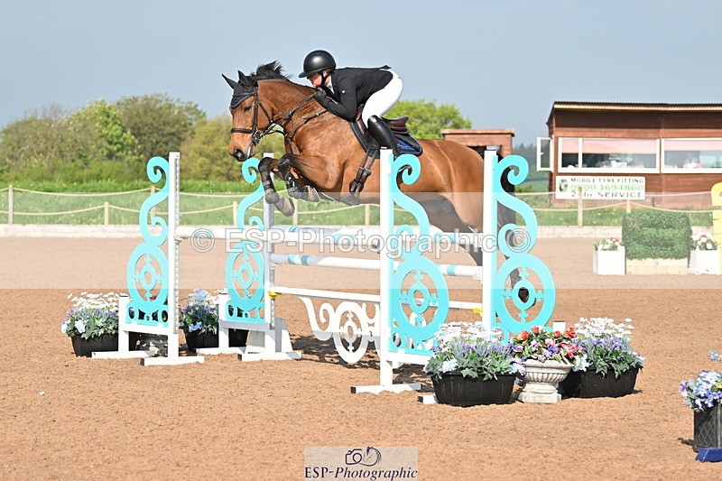 240512A-085622-16540 - Cls 47 Snr 1.20m Open