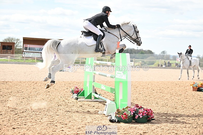 240418A-144251-04498 - Cls 9, 2 Star Big Tour 1.40m