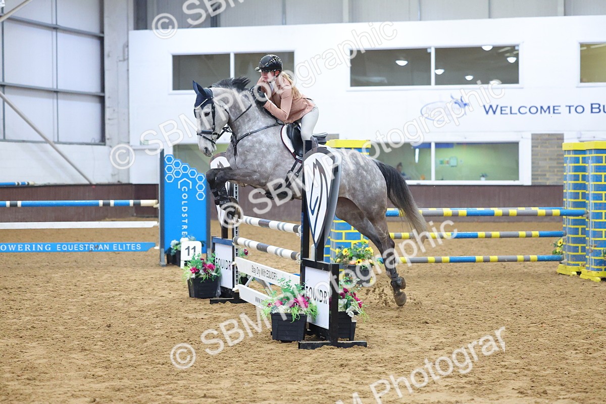 SBM_008273 - Class 21 - Nupafeed Supplements Senior Discovery/ 1m Open - First Round (1.00m)