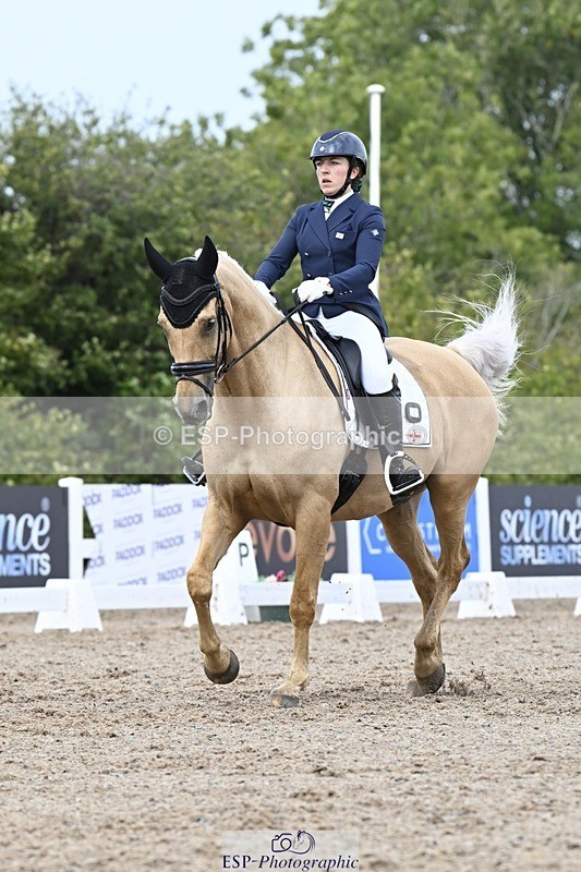 250907-131556-09873 - 025-Carrie.EveGekkos.Gold