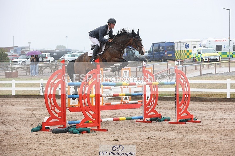 250717-142533-05950 - Cls 1, 3 Star Small Tour Start to Break