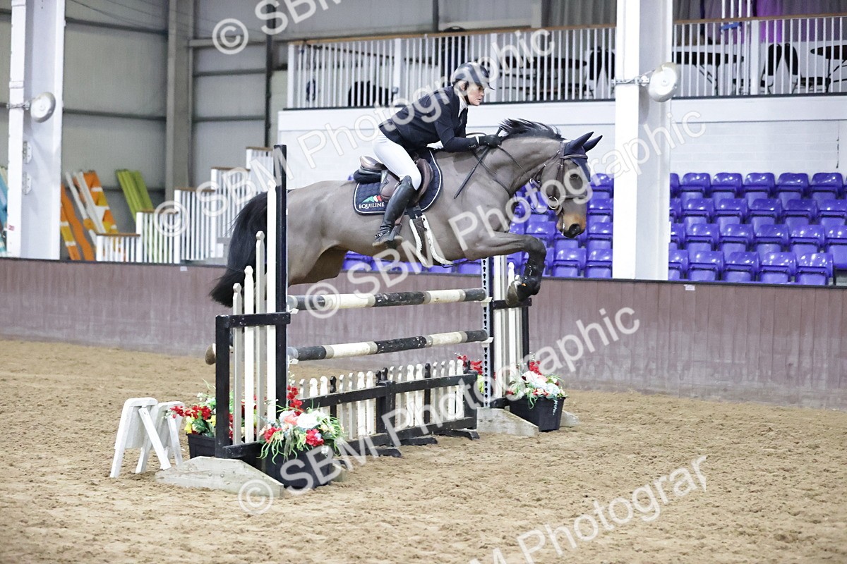 SBM_001079 - Class 4 - Senior Newcomers/ 1.10m Open