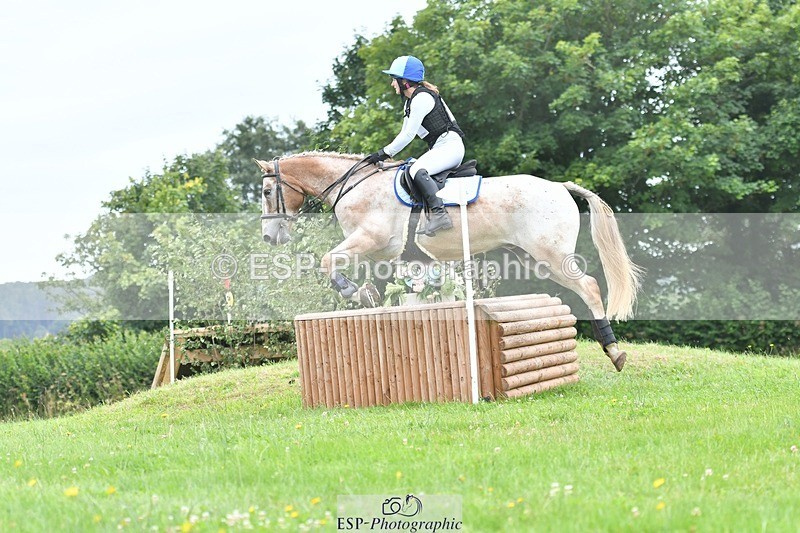 240803-122520-03572 - 117-Anna_King-FINTRA_JACK