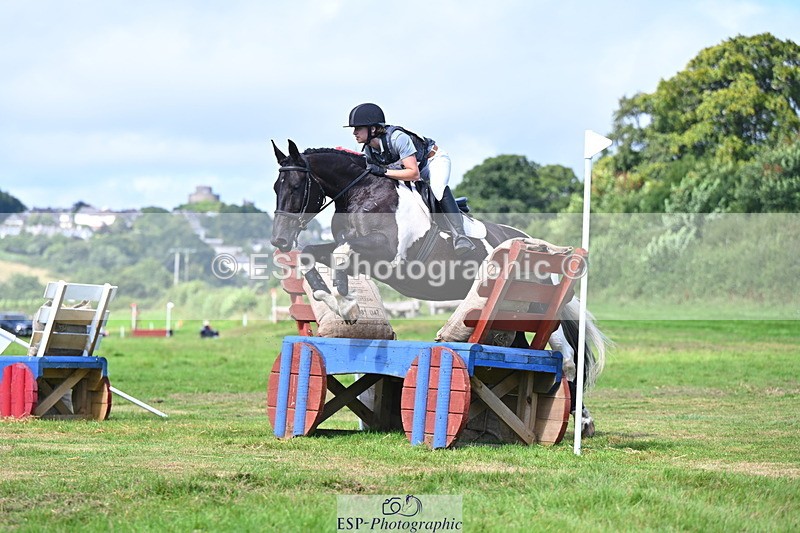 240811A-104638-01747 - 104-