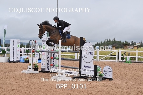 BPP_0101 - CLASS 25 SUN HOYS Redpost Equestrian Senior Foxhunter Second Round