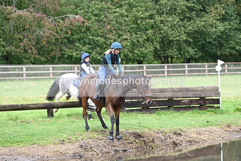 WJ6_2982 - Time at Photographer 11:01 to 11:20