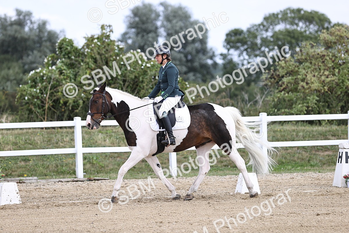 SBM_016786 - Class 14 Novice 23 - 11.53-12.56