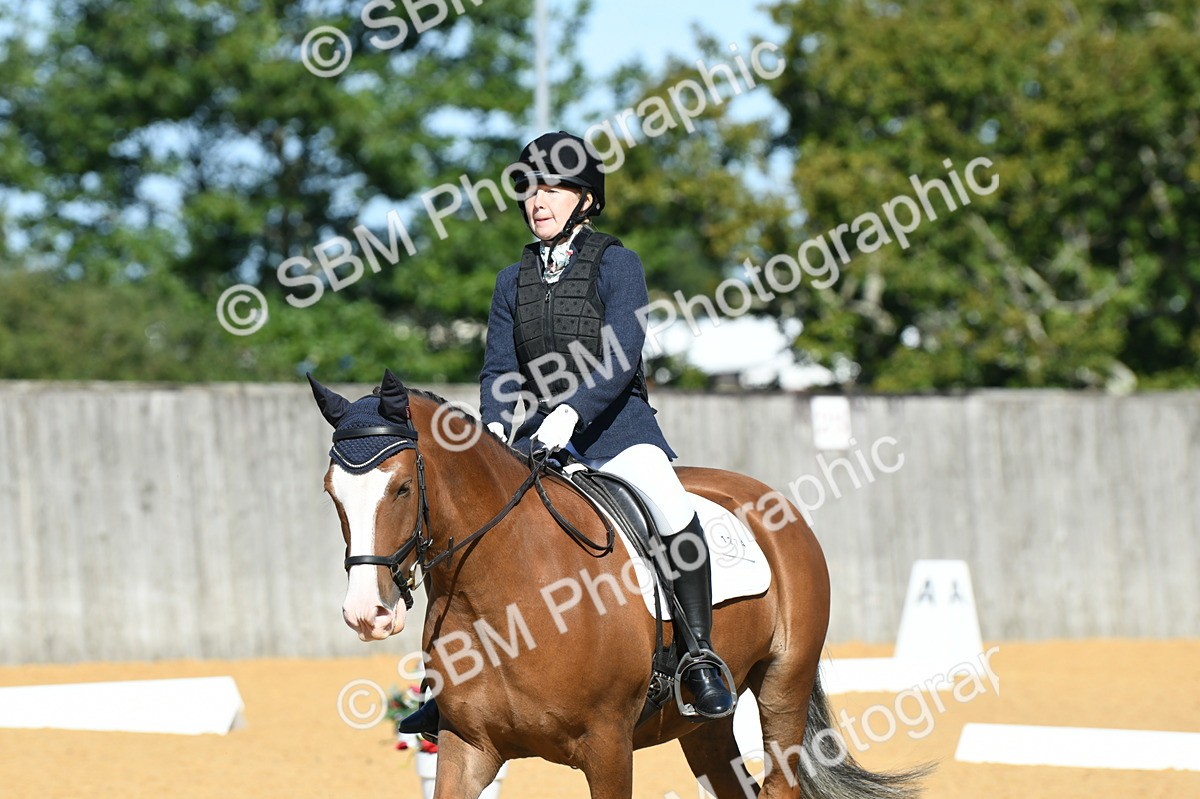 SBM_18129 - D4 - Small Tour Championship - Intro B